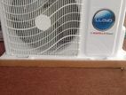 12BTU Lloyd Inverter Air Condition