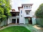 12P & 3 Story House For Sale In Battaramulla