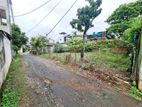 12P Residential or Commercial Property For Sale in Nawala