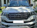 13% සුවිශේෂී අඩුම වාරිකයට 80% ලීසිං - TOYOTA LAND CRUISER SAHARA V8 2014