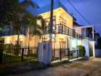 13 Perches - Bricks Walls Luxury 2 Storied House Mattegoda