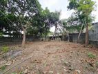 13.7P Residential Land For Sale In Embuldeniya
