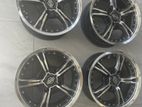 14” Alloy wheels