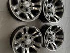 14” Alloy Wheels