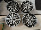 14” Alloy Wheels
