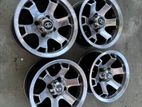 14” Alloy Wheels