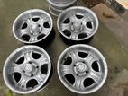 14” Alloy Wheels