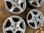 15” Alloy Wheels