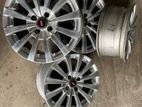 15” ALLOY WHEELS