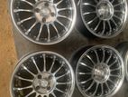 15” ALLOY WHEELS