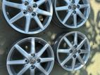 15” Alloy Wheels