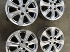 15” Alloy Wheels
