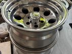 15” Alloy Wheels