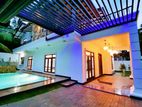15 Perch & Swimming Pool With Luxury 05 Bedrooms House In Piliyandala