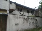 15 perches 6BR 3 unit house for sale in mount lavinia badowita