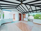 15 Perches - Beautiful Luxury House in Piliyandala