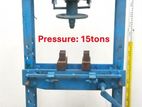15-ton Hydraulic Press / Made in Japan LJM