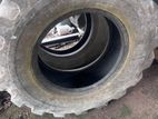 15.5-25 Tire