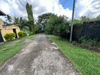 15.7 Perch Gated Community Land for Sale in Battaramulla Pipe Road