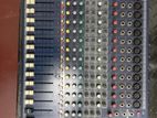 16 chanal soundcraft audio mixer