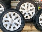16 Nissan Leaf Rim Cup with Tyres