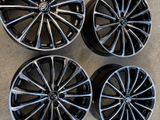 17” Alloy Wheels