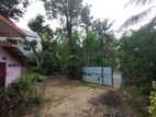17 Perches Land with Old House for Sale in Relaulla - Kandana (C7-6027)