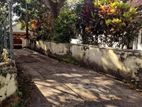 17 Perches Old House with Land for Sale Dehiwela