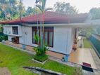 17 Perches / Old Single Storied House - Gorakana