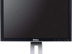 17” SQUARE MONITOR DELL