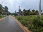 17P Road Facing Land with Unfinished Building – Wariyapola Netiya