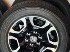 265/60/18 Tyre with 18 Inch Alloy Wheels