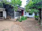 18 land with house for sale in homagama