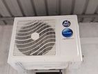 18000BTU Lloyd Non Inverter (New Ac )