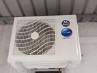 18000BTU Lloyd Non Inverter (New Ac )