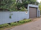 18.5 Perches Land with A House for Sale at Katubedda,Ratmalana