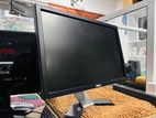 19" Inch Wide Monitors 4