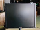 19' LCD Monitor
