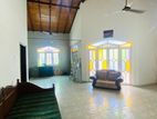 1st floor house for Rent in Dehiwala Close Galle Rd
