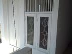1ST FLOOR HOUSE FOR RENT IN MOUNT LAVINIA CLOSE TO GALLE ROAD