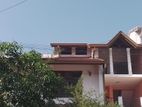 1st Floor(Fully Separet Entrance Gate) House For Rent In Nawala Koswatta