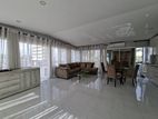 2 Bedroom Apartment for Rent at Colombo 05 (EM008RH)