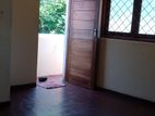 2 BR,1BATH UPSTAIR HOUSE FOR RENT