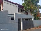 2 STOREY HOUSE FOR RENT IN MOUNT LAVINIA TEMPLES ROAD