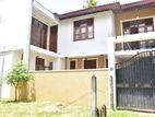 2 Storey House for Sale in Athurugiriya
