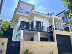 2 Storied House Built in Prime Land Off Galwarusa Rd Athurugiriya