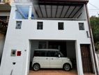 2 storied House for Rent in Mount Lavinia