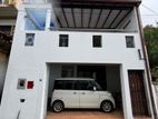 2 storied house for rent - Mount lavinia