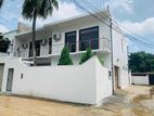 2 Storied House for Sale in Battaramulla