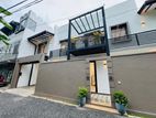 2 STORY BRAND NEW LUXURY HOUSE FOR SALE IN PILIYANDALA .
